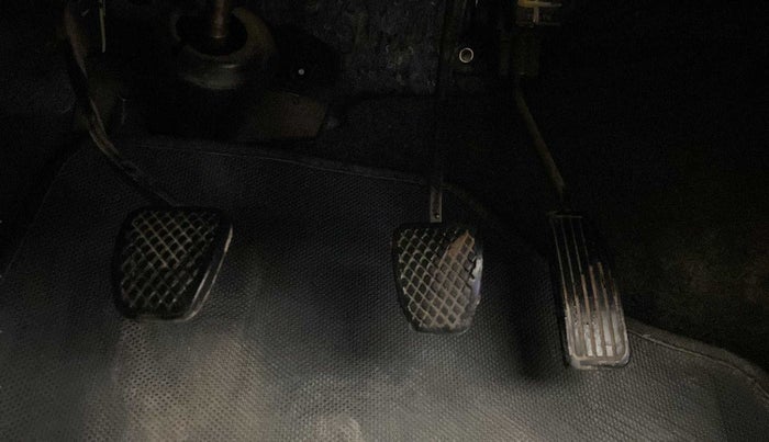 2016 Honda Brio S MT, Petrol, Manual, 25,740 km, Pedals