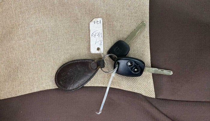 2016 Honda Brio S MT, Petrol, Manual, 25,740 km, Key Close Up