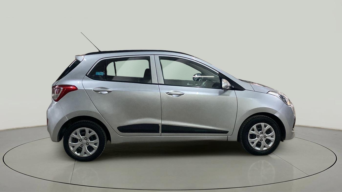2016 Hyundai Grand i10 SPORTZ 1.2 KAPPA VTVT, CNG, Manual, 58,728 km, Right Side View