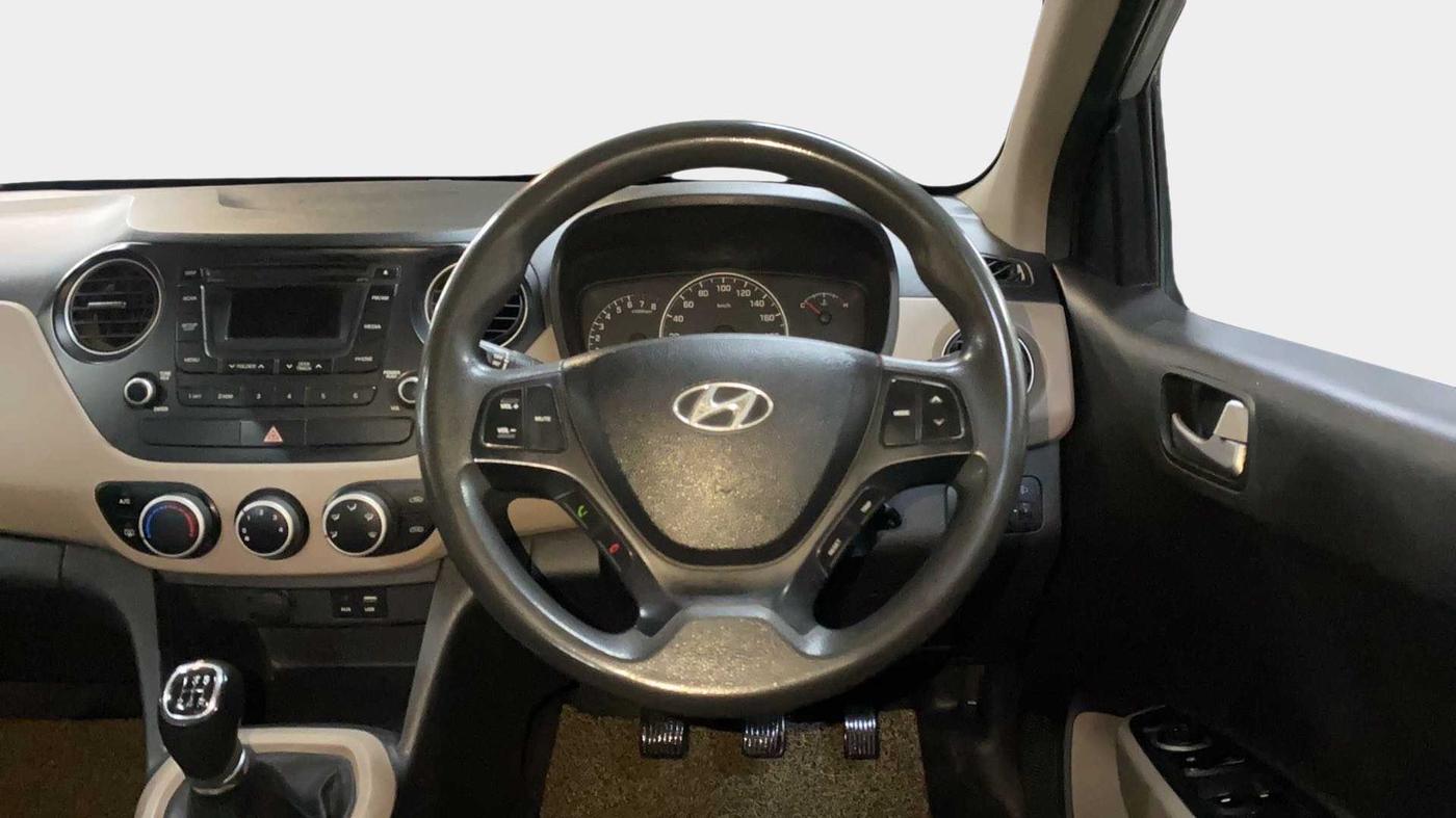 2016 Hyundai Grand i10 SPORTZ 1.2 KAPPA VTVT, CNG, Manual, 58,728 km, Steering Wheel Close Up