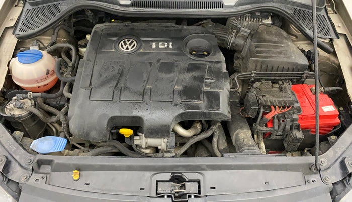2016 Volkswagen Vento HIGHLINE 1.5 AT, Diesel, Automatic, 1,12,963 km, Open Bonet