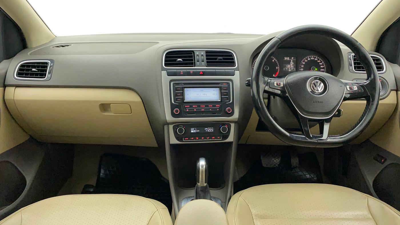 2016 Volkswagen Vento HIGHLINE 1.5 AT, Diesel, Automatic, 1,12,963 km, Dashboard