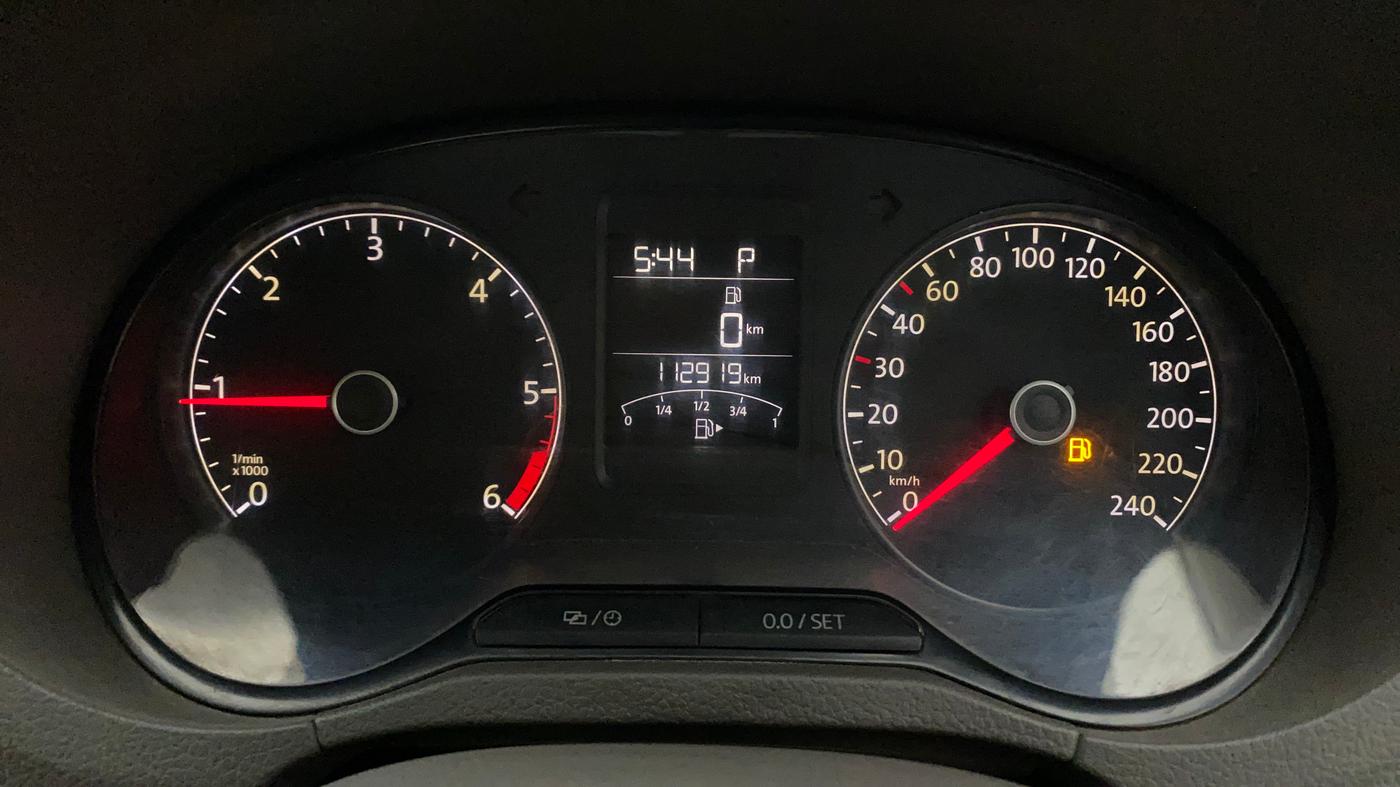 2016 Volkswagen Vento HIGHLINE 1.5 AT, Diesel, Automatic, 1,12,963 km, Odometer Image