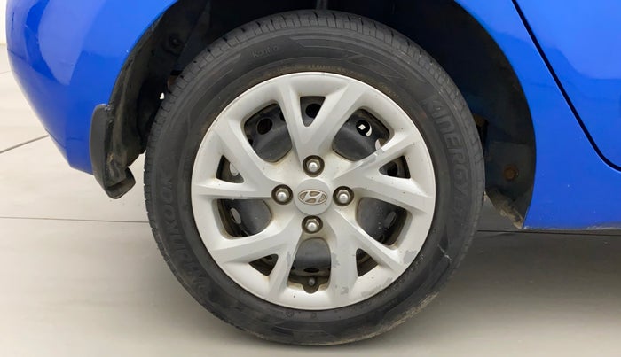 2019 Hyundai Grand i10 MAGNA AT 1.2 KAPPA VTVT, Petrol, Automatic, 55,265 km, Right Rear Wheel