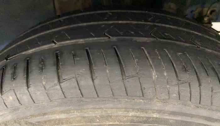 2019 Hyundai Grand i10 MAGNA AT 1.2 KAPPA VTVT, Petrol, Automatic, 55,265 km, Left Rear Tyre Tread