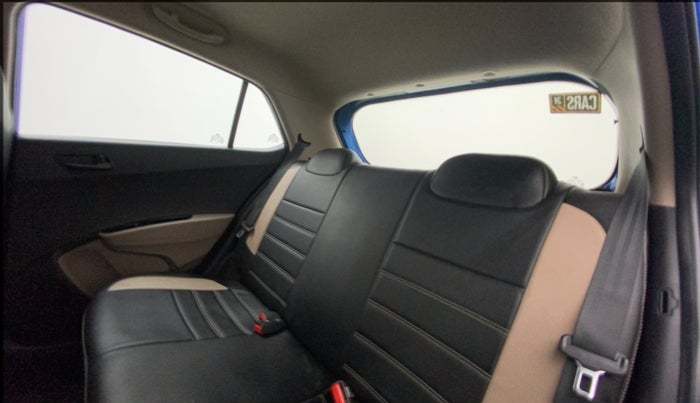 2019 Hyundai Grand i10 MAGNA AT 1.2 KAPPA VTVT, Petrol, Automatic, 55,265 km, Right Side Rear Door Cabin