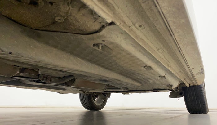 2020 Volkswagen Polo HIGHLINE PLUS 1.0, Petrol, Manual, 19,631 km, Right Side Underbody