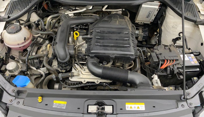 2020 Volkswagen Polo HIGHLINE PLUS 1.0, Petrol, Manual, 19,631 km, Open Bonet