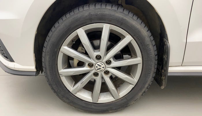 2020 Volkswagen Polo HIGHLINE PLUS 1.0, Petrol, Manual, 19,631 km, Left Front Wheel