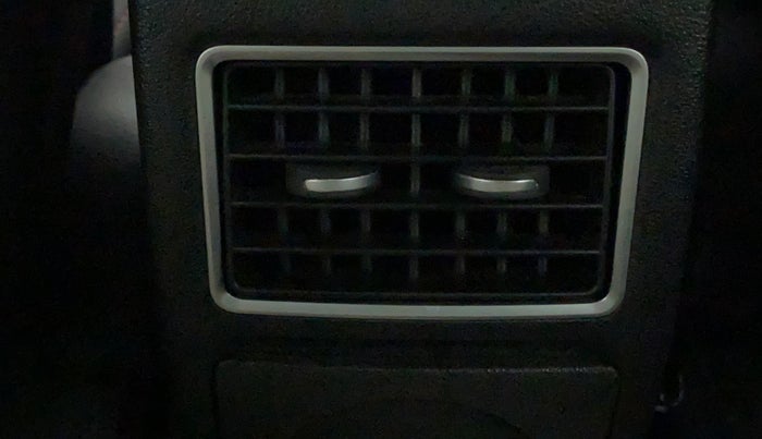 2020 Volkswagen Polo HIGHLINE PLUS 1.0, Petrol, Manual, 19,631 km, Rear AC Vents