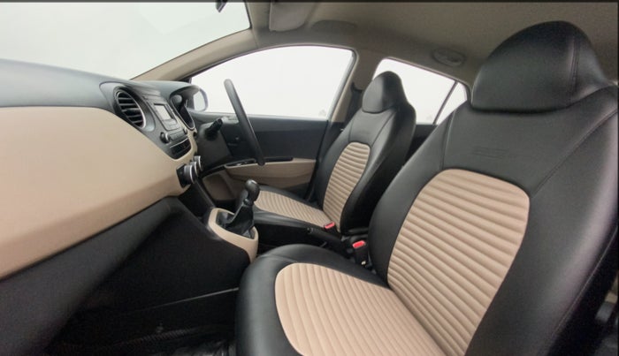 2018 Hyundai Grand i10 MAGNA 1.2 KAPPA VTVT, Petrol, Manual, 26,447 km, Right Side Front Door Cabin
