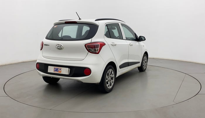 2018 Hyundai Grand i10 MAGNA 1.2 KAPPA VTVT, Petrol, Manual, 26,447 km, Right Back Diagonal