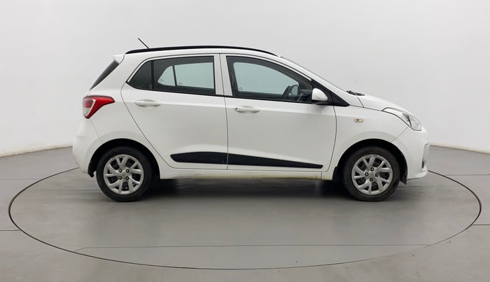 2018 Hyundai Grand i10 MAGNA 1.2 KAPPA VTVT, Petrol, Manual, 26,447 km, Right Side View