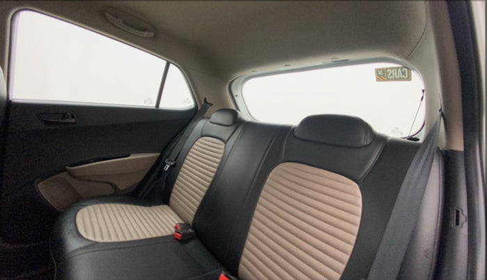 2018 Hyundai Grand i10 MAGNA 1.2 KAPPA VTVT, Petrol, Manual, 26,447 km, Right Side Rear Door Cabin