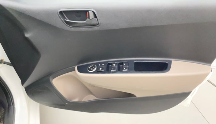 2018 Hyundai Grand i10 MAGNA 1.2 KAPPA VTVT, Petrol, Manual, 26,447 km, Driver Side Door Panels Control