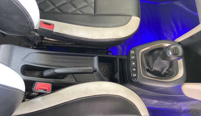 2020 Hyundai NEW SANTRO SPORTZ MT, Petrol, Manual, 21,935 km, Gear Lever