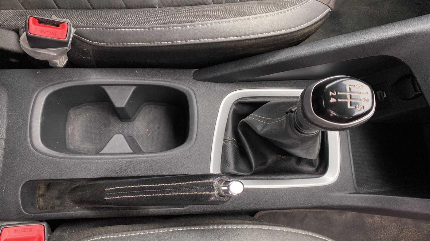 2022 Nissan MAGNITE XV PREMIUM, Petrol, Manual, 13,061 km, Gear Lever