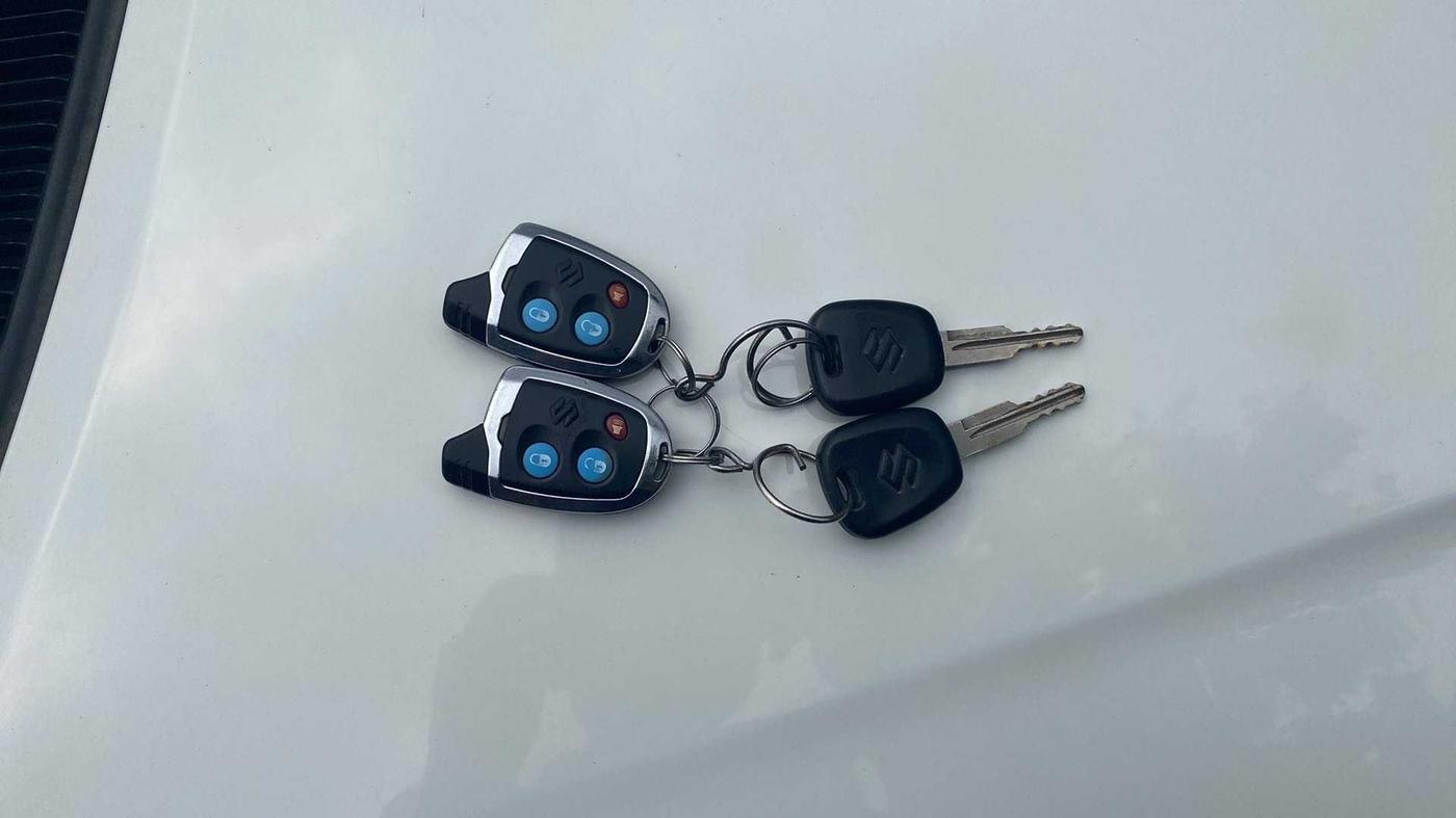 2012 Maruti Alto K10 VXI, Petrol, Manual, 72,136 km, Key Close Up