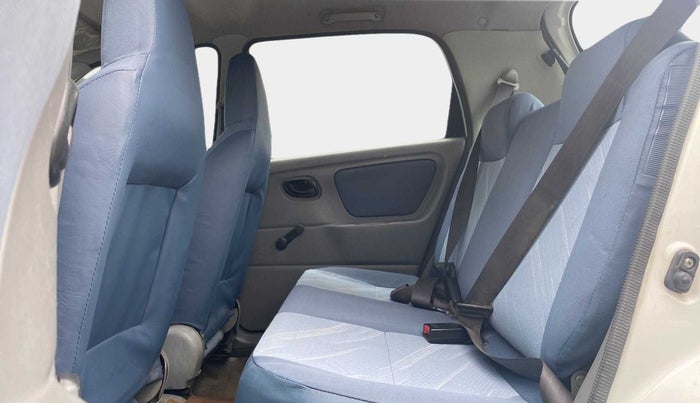 2012 Maruti Alto K10 VXI, Petrol, Manual, 72,136 km, Second-row right seat - Seat adjuster lever broken but working