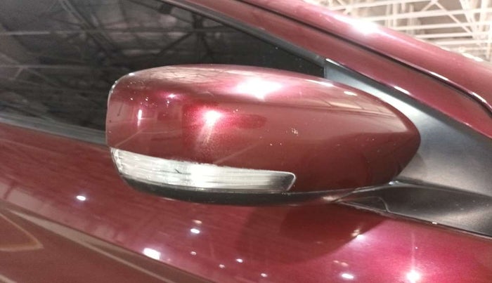 2019 Maruti Ciaz DELTA DIESEL 1.5, Diesel, Manual, 84,123 km, Right rear-view mirror - Cover has minor damage