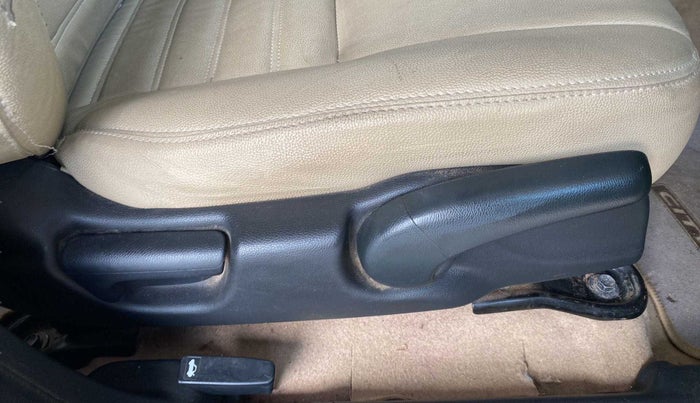 2018 Honda City 1.5L I-VTE V CVT, Petrol, Automatic, 68,902 km, Driver Side Adjustment Panel
