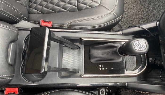 2023 Tata Safari XTA PLUS DARK EDITION, Diesel, Automatic, 6,468 km, Gear Lever