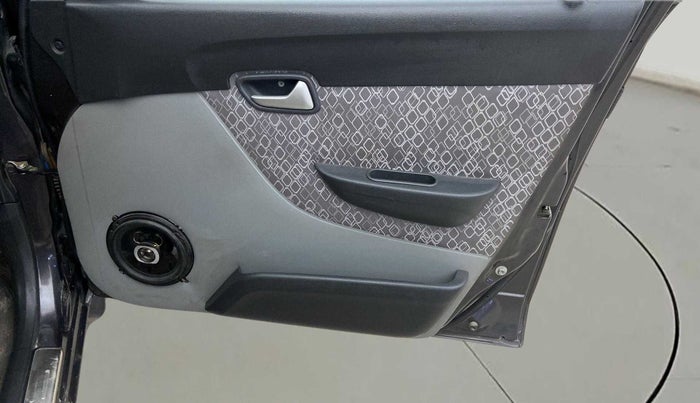 2017 Maruti Alto 800 LXI, Petrol, Manual, 7,770 km, Driver Side Door Panels Control