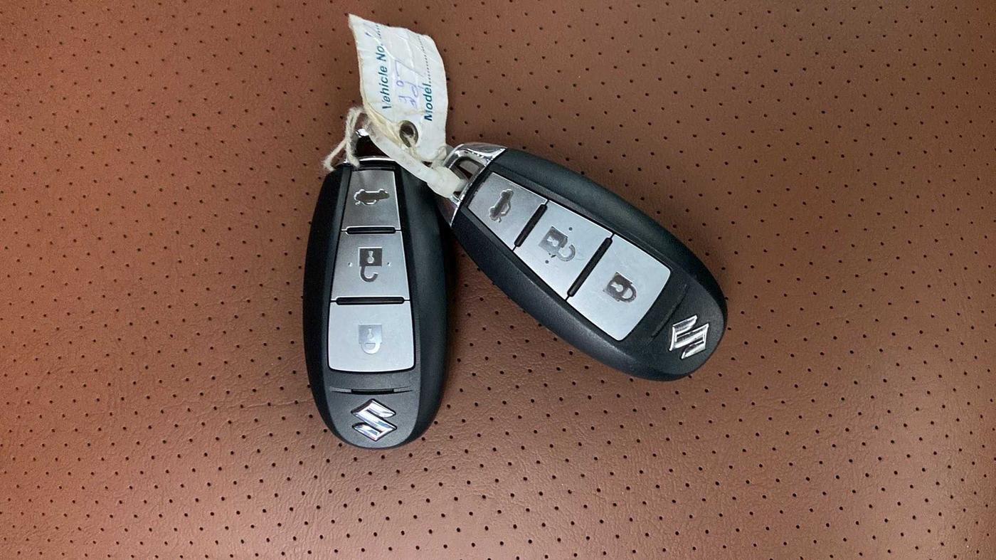 2017 Maruti Ciaz ZETA 1.4  MT PETROL, Petrol, Manual, 33,161 km, Key Close Up
