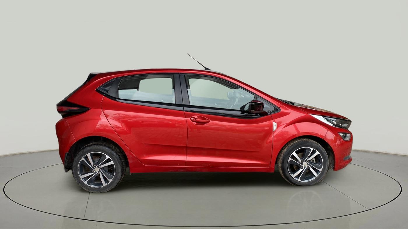 2020 Tata ALTROZ XZ DIESEL, Diesel, Manual, 64,138 km, Right Side View