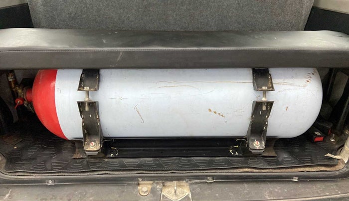 2019 Maruti Eeco 5 STR WITH A/C+HTR CNG, CNG, Manual, 62,412 km, Boot Inside