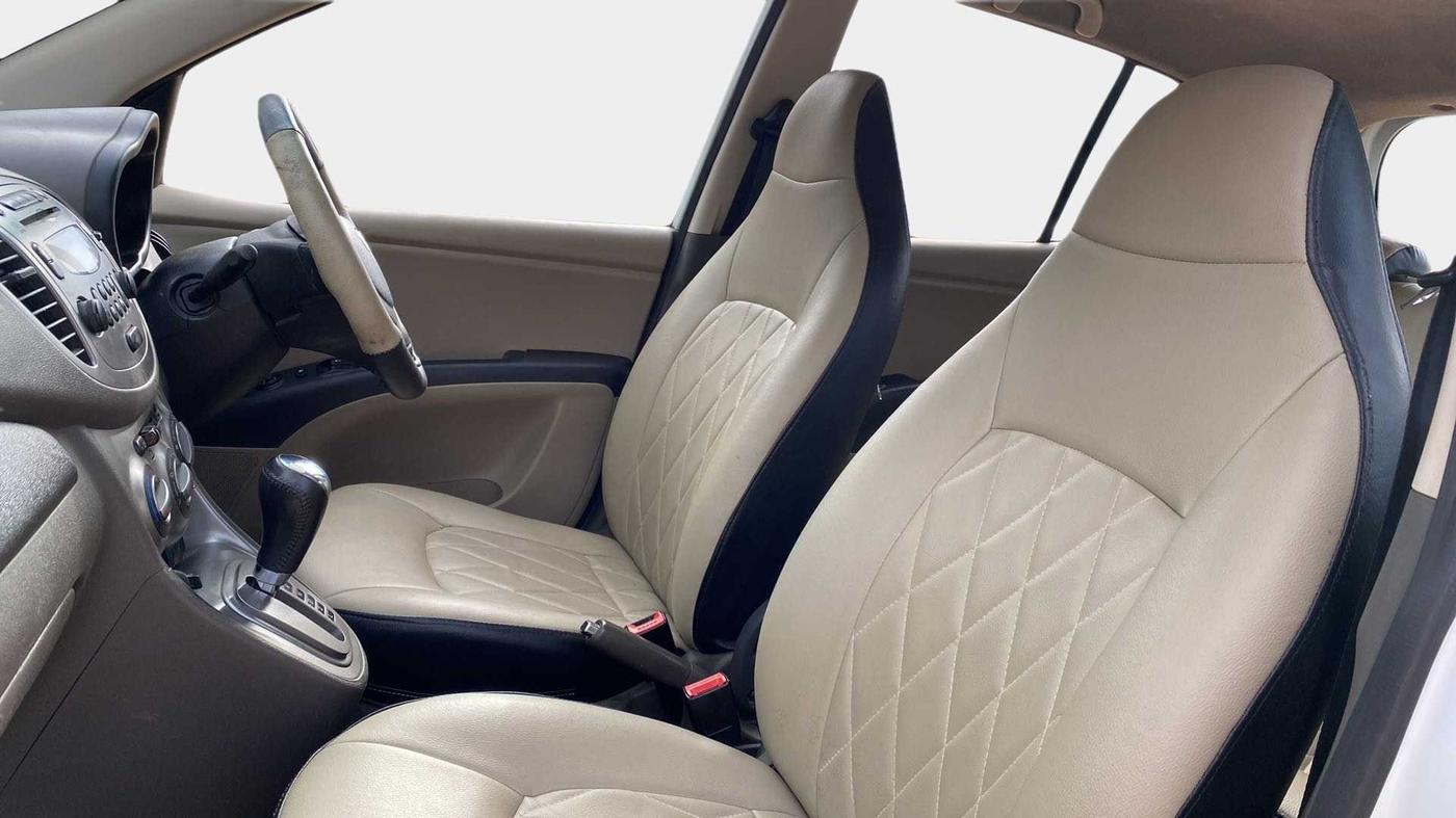 2012 Hyundai i10 SPORTZ 1.2 AT, Petrol, Automatic, 83,192 km, Right Side Front Door Cabin