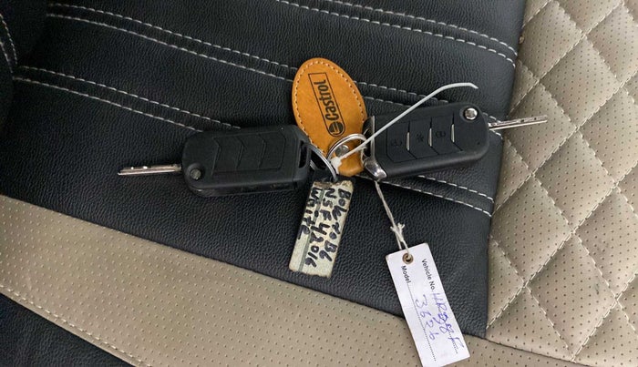 2022 Mahindra Bolero B6, Diesel, Manual, 22,038 km, Key Close Up