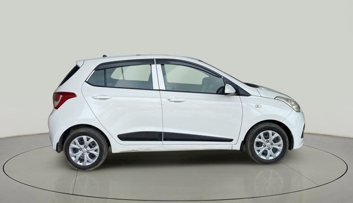 2015 Hyundai Grand i10 MAGNA 1.2 KAPPA VTVT, Petrol, Manual, 41,717 km, Right Side View