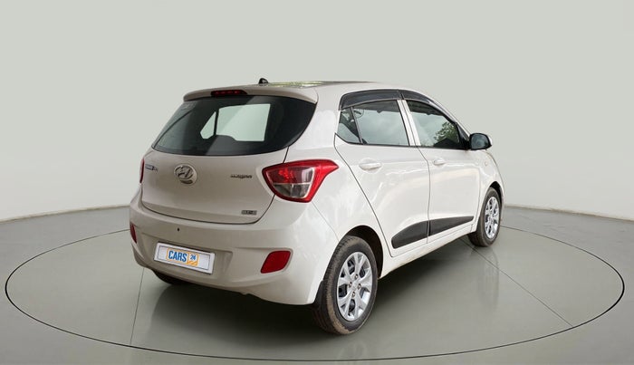 2015 Hyundai Grand i10 MAGNA 1.2 KAPPA VTVT, Petrol, Manual, 41,717 km, Right Back Diagonal