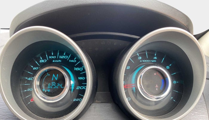 2015 Mahindra XUV500 W10, Diesel, Manual, 62,501 km, Odometer Image
