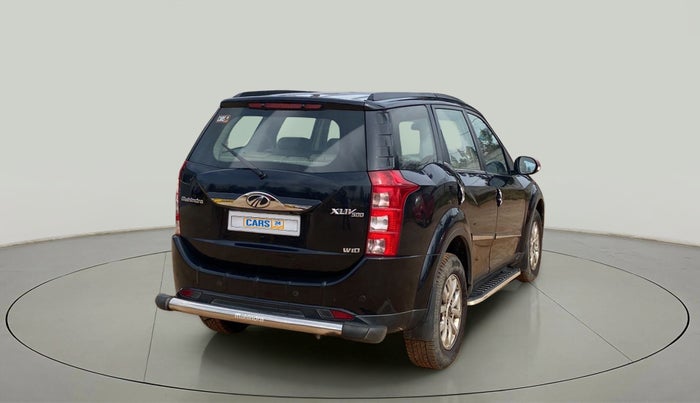 2015 Mahindra XUV500 W10, Diesel, Manual, 62,501 km, Right Back Diagonal