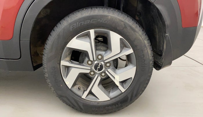 2022 KIA SONET HTX 1.0 IMT, Petrol, Manual, 10,624 km, Left Rear Wheel
