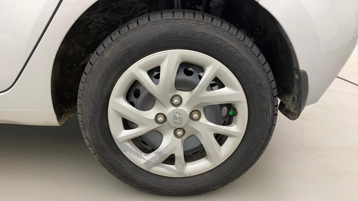 2017 Hyundai Grand i10 SPORTZ 1.2 KAPPA VTVT, Petrol, Manual, 55,110 km, Left Rear Wheel