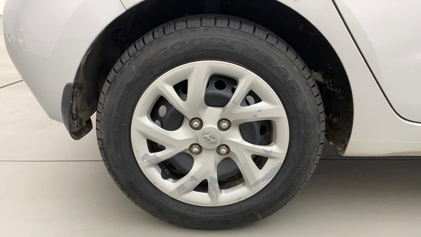 2017 Hyundai Grand i10 SPORTZ 1.2 KAPPA VTVT, Petrol, Manual, 55,110 km, Right Rear Wheel
