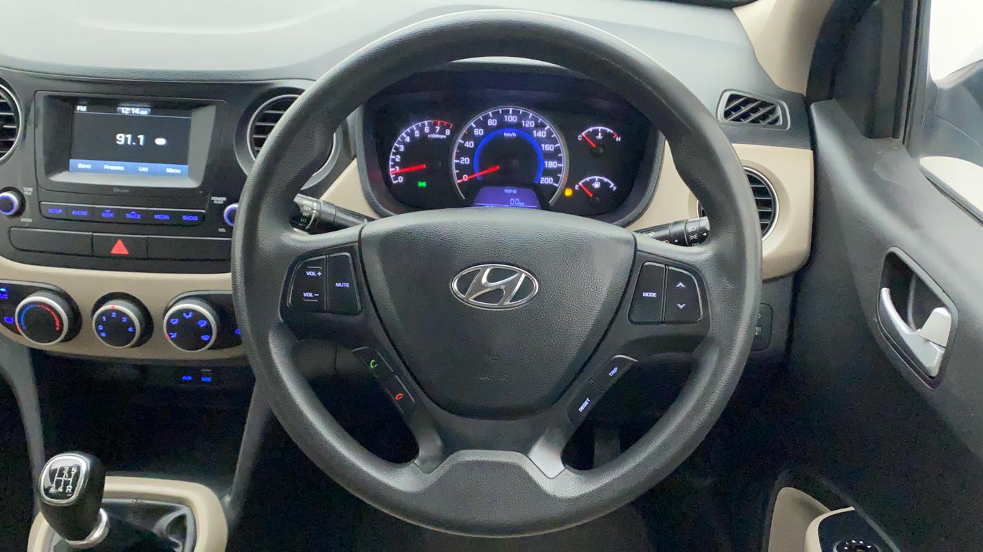 2017 Hyundai Grand i10 SPORTZ 1.2 KAPPA VTVT, Petrol, Manual, 55,110 km, Steering Wheel Close Up