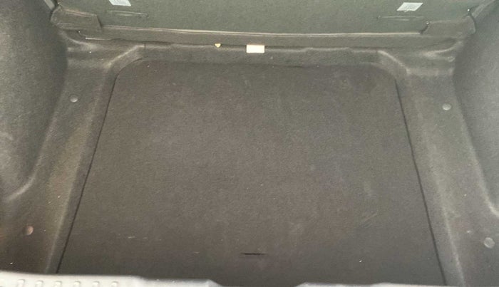 2022 Tata ALTROZ XZ PLUS PETROL, Petrol, Manual, 19,569 km, Boot Inside