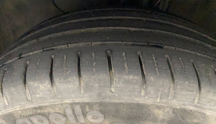 2019 Hyundai Elite i20 ASTA 1.2 (O), Petrol, Manual, 23,061 km, Left Front Tyre Tread