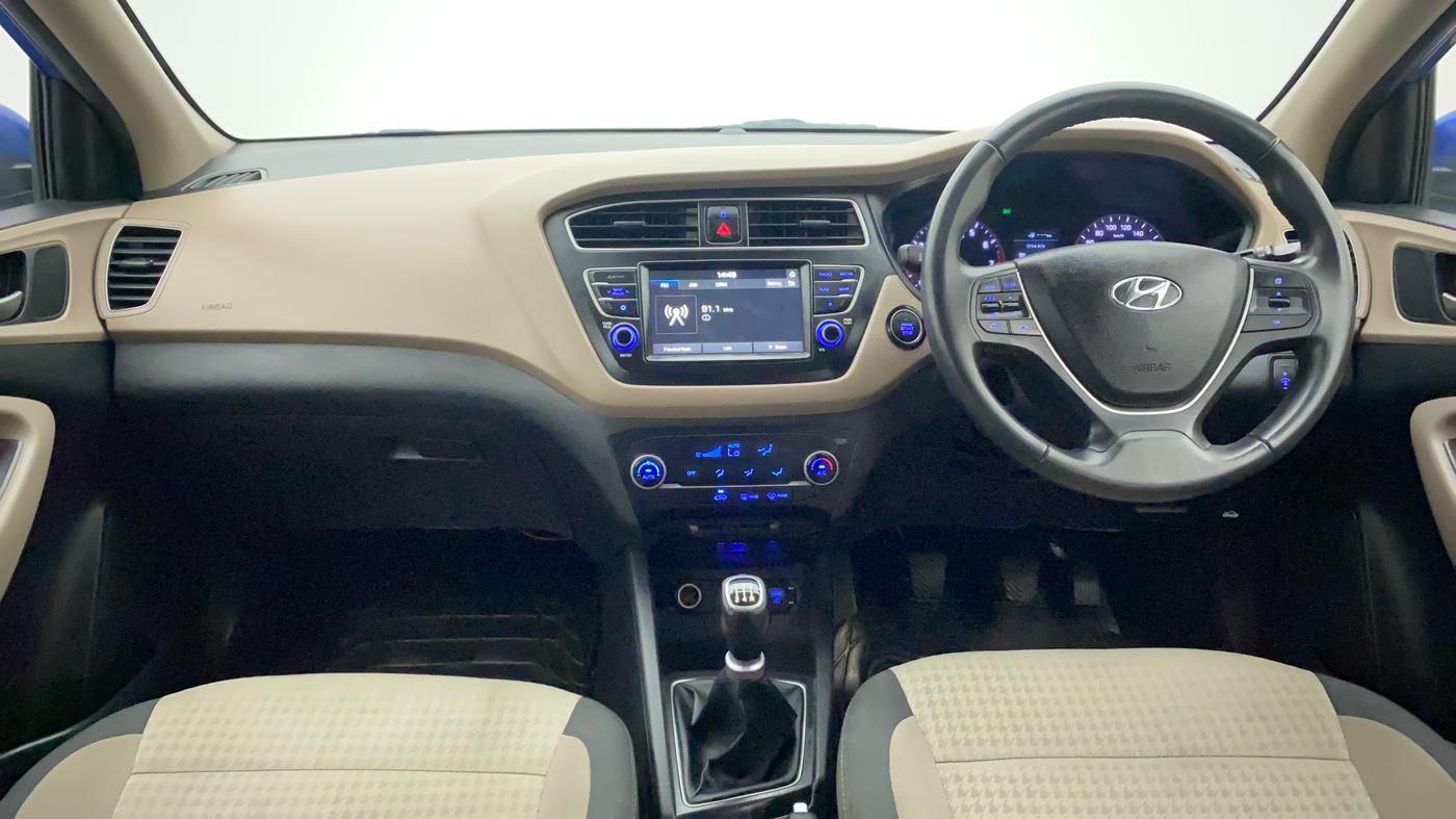 2019 Hyundai Elite i20 ASTA 1.2 (O), Petrol, Manual, 23,061 km, Dashboard