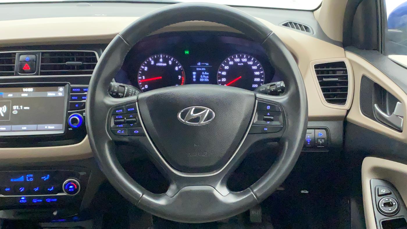2019 Hyundai Elite i20 ASTA 1.2 (O), Petrol, Manual, 23,061 km, Steering Wheel Close Up