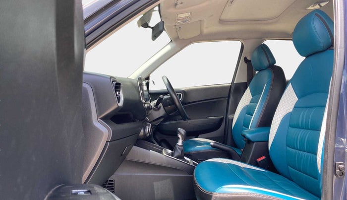 2022 Hyundai VENUE SX 1.5 (O) EXECUTIVE CRDI, Diesel, Manual, 43,492 km, Right Side Front Door Cabin