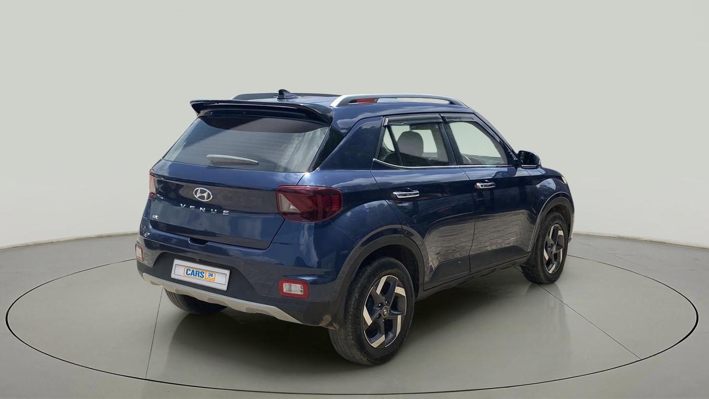 2022 Hyundai VENUE SX 1.5 (O) EXECUTIVE CRDI, Diesel, Manual, 43,492 km, Right Back Diagonal