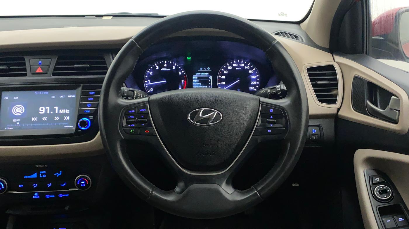 2017 Hyundai Elite i20 ASTA 1.2 (O), Petrol, Manual, 31,091 km, Steering Wheel Close Up