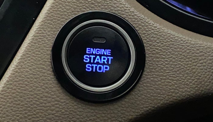 2017 Hyundai Elite i20 ASTA 1.2 (O), Petrol, Manual, 31,091 km, Keyless Start/ Stop Button