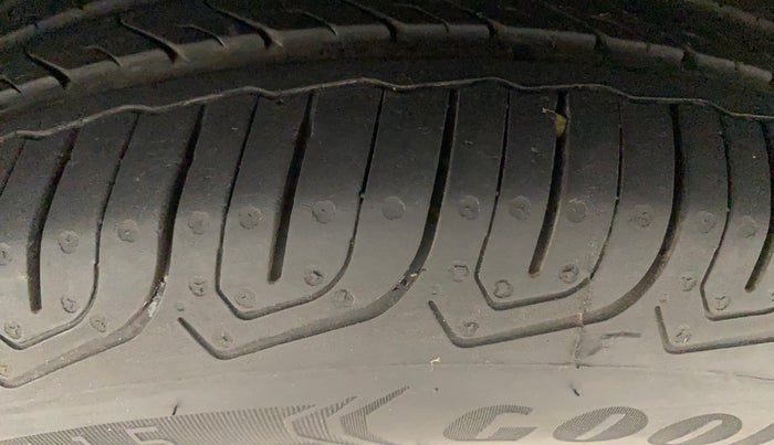 2016 Honda City 1.5L I-VTEC S MT, Petrol, Manual, 1,15,300 km, Left Front Tyre Tread