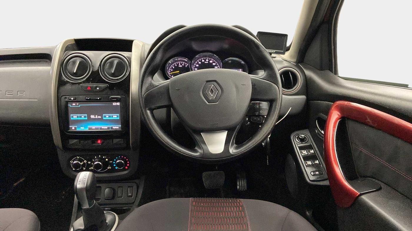 2017 Renault Duster RXS CVT, Petrol, Automatic, 46,813 km, Steering Wheel Close Up